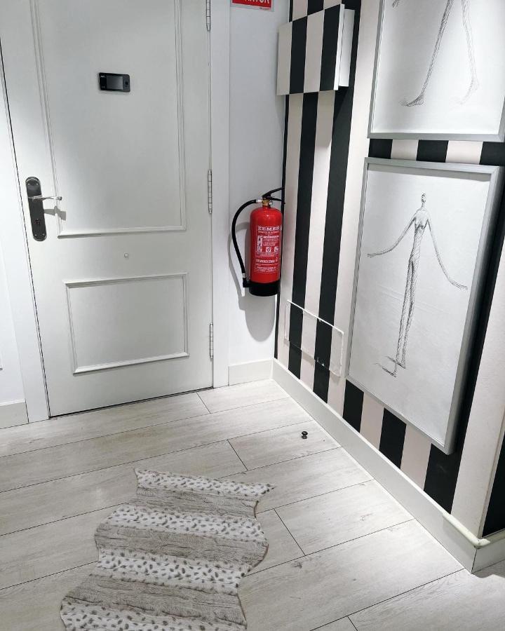 ריבאדסלה Apartamento Platas Centro מראה חיצוני תמונה